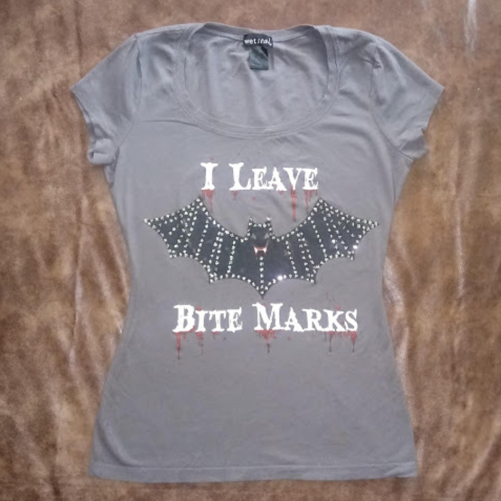 Wet Seal "I Leave Bite Marks" Vampire Bat Tee